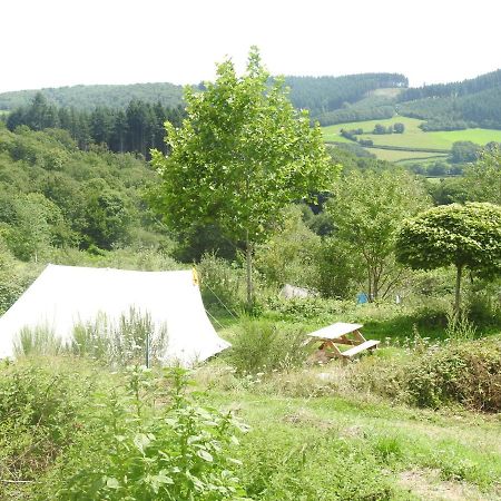 Camping La Foret Du Morvan Larochemillay Eksteriør billede